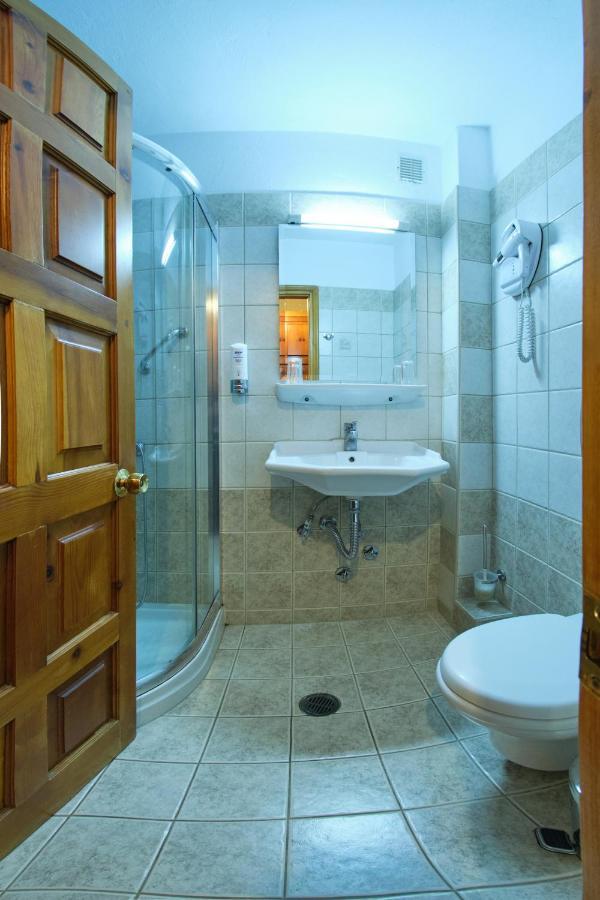 Hotel Victoria Metsovo Exterior photo