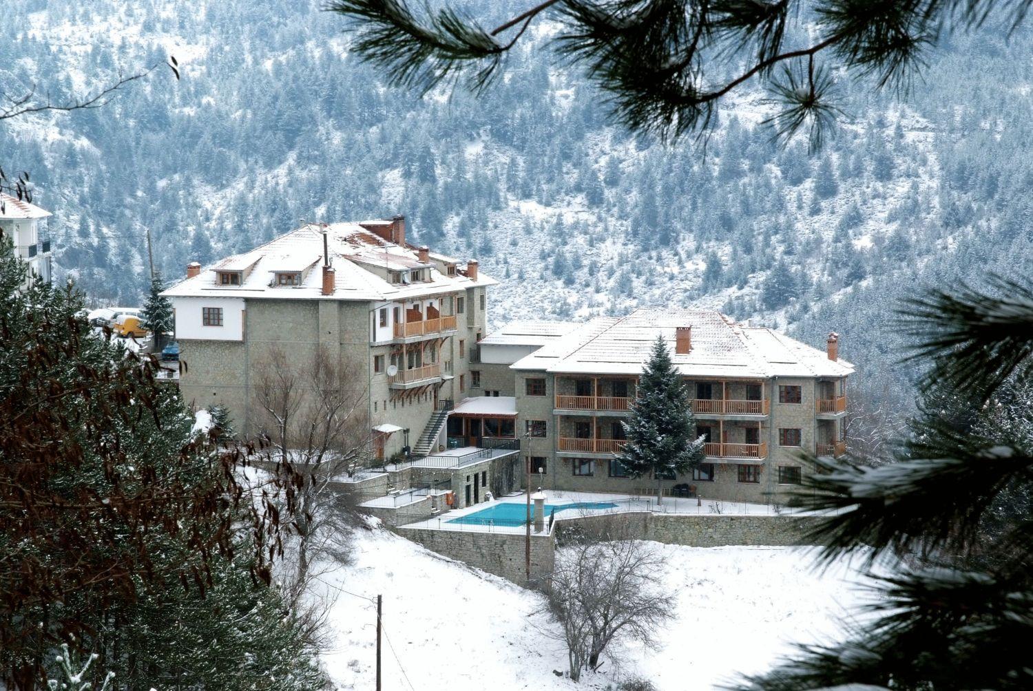 Hotel Victoria Metsovo Exterior photo